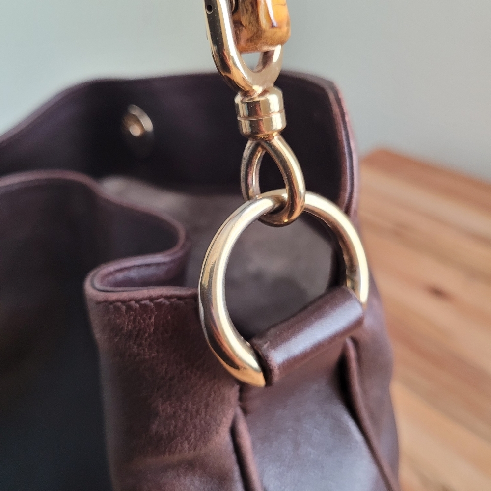 Imperfect Vintage Gucci Leather Shoulder Bag Bamboo Handle & Removable Strap - Picture 9 of 16